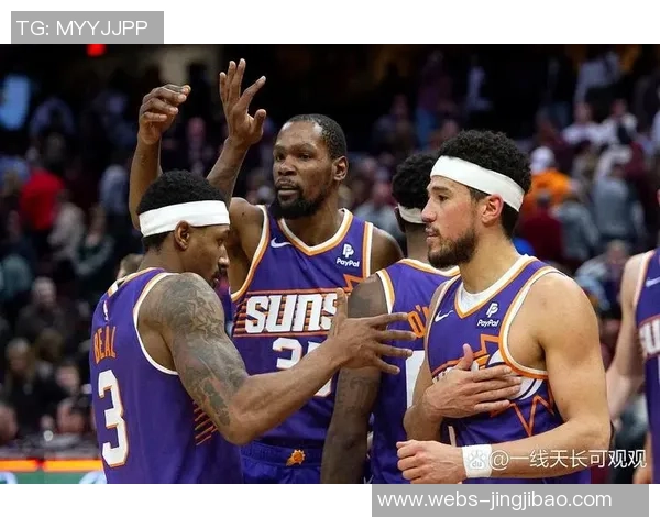 德文布克领衔太阳队重塑辉煌展现超凡篮球才华与领导力